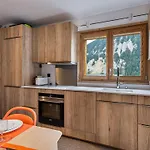 Moderne A Courchevel, Pres Des Pistes - Fr-1-563-15 Courchevel